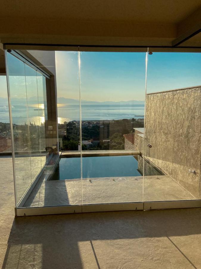 Mani Luxury Suites And Studios In Gytheio With Private Pools Buitenkant foto