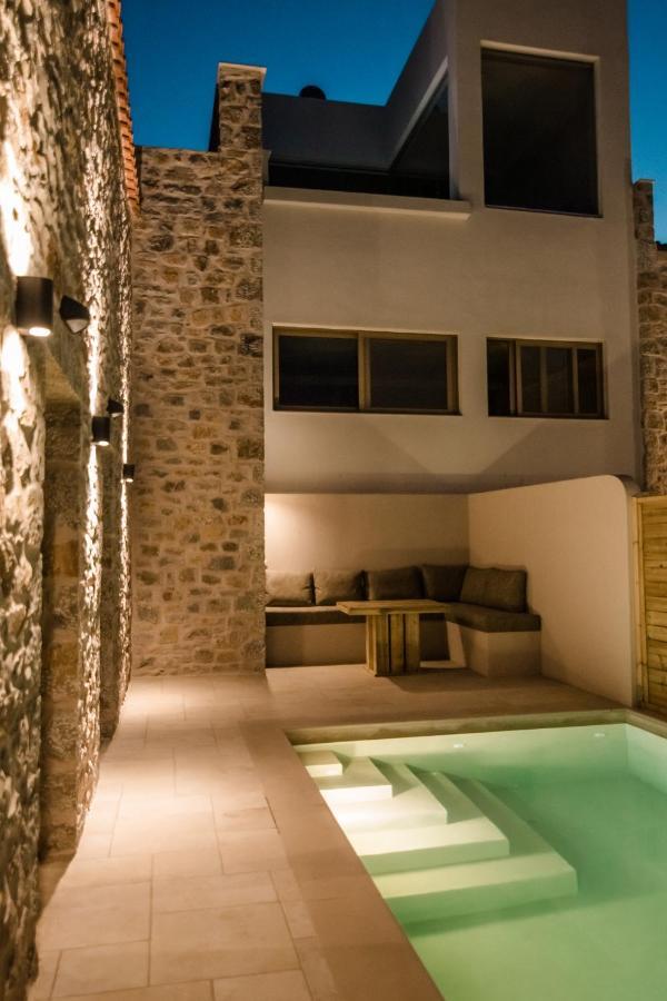 Mani Luxury Suites And Studios In Gytheio With Private Pools Buitenkant foto