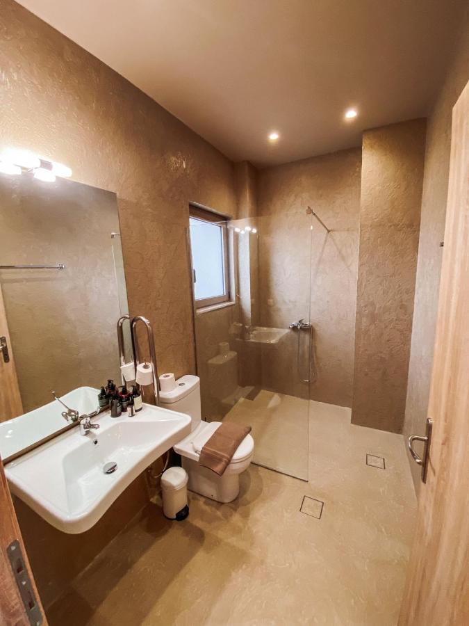 Mani Luxury Suites And Studios In Gytheio With Private Pools Buitenkant foto