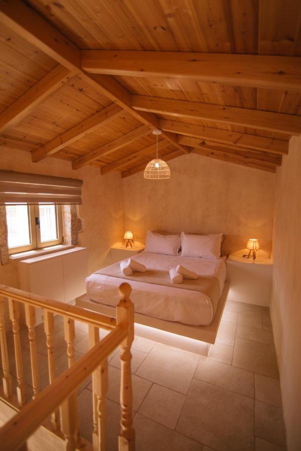 Mani Luxury Suites And Studios In Gytheio With Private Pools Buitenkant foto