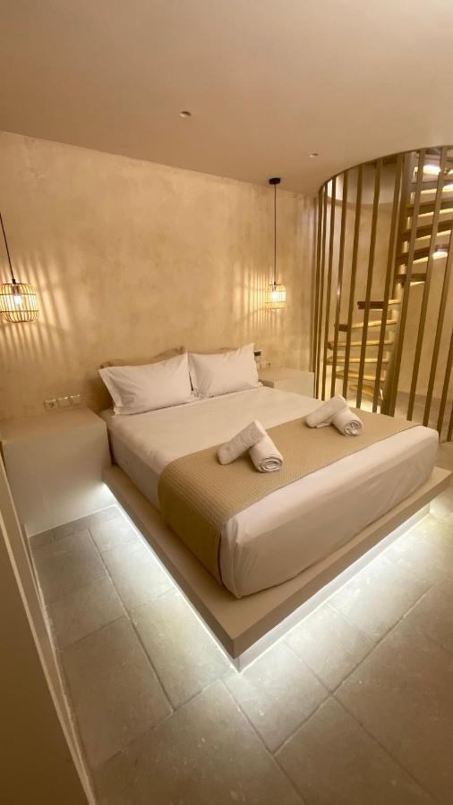 Mani Luxury Suites And Studios In Gytheio With Private Pools Buitenkant foto